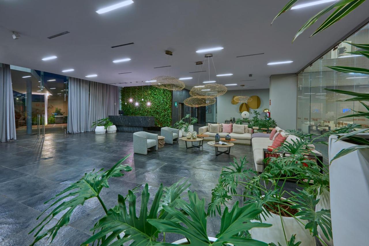 Aparthotel Park Life Guadalajara Extérieur photo